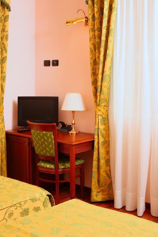 Hotel La Torretta Castel San Pietro Terme Ngoại thất bức ảnh